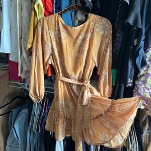 NWOT Flying Tomato Yellow Floral Mini Dress